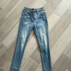 High rise skinny size 0 short light blue